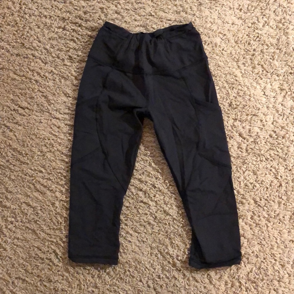 Lululemon crop leggings